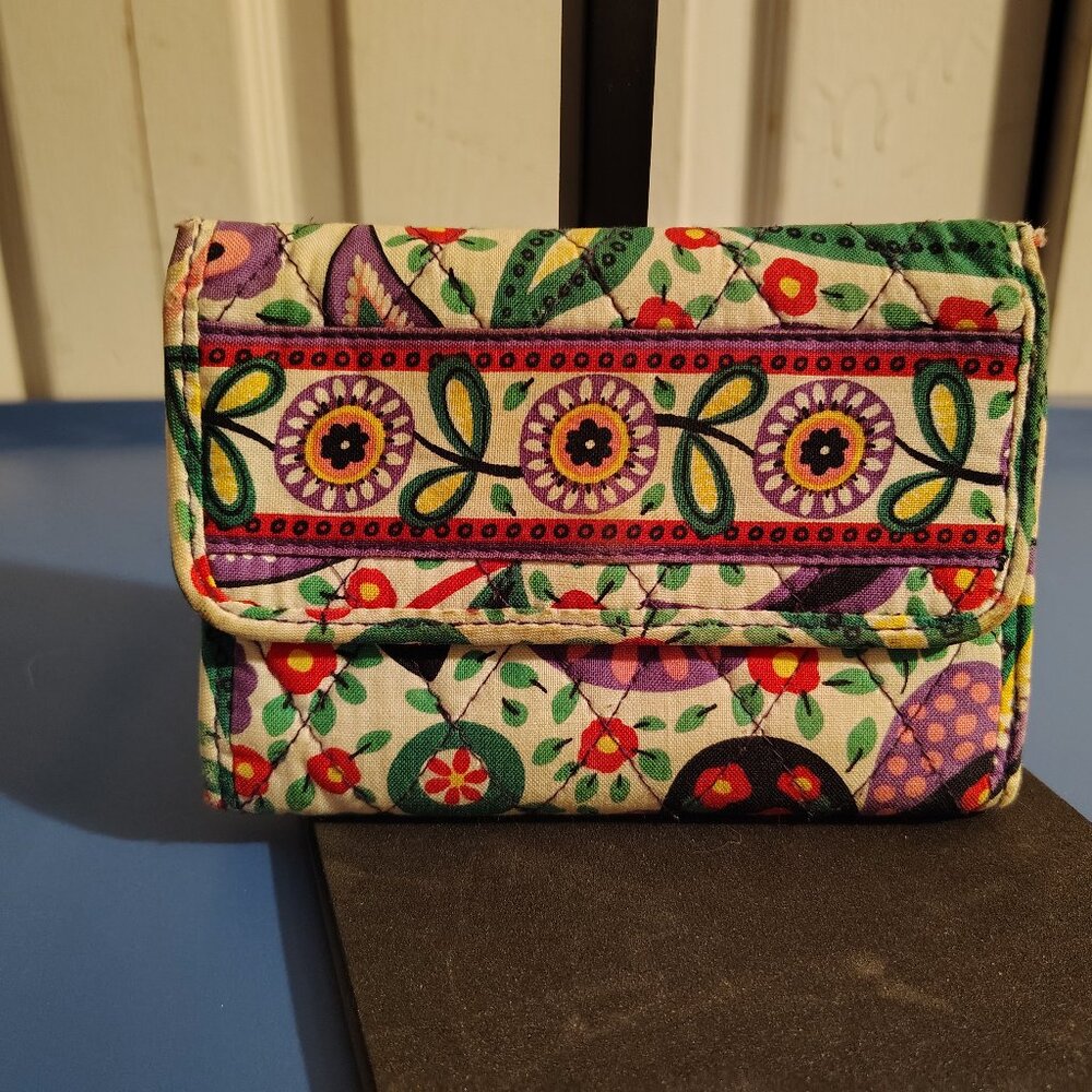 Vera Bradley Euro Trifold Wallet Viva La Vera